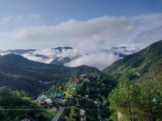 CDS Private Homestay - 3 BHK Family, Couples Apartments - 6