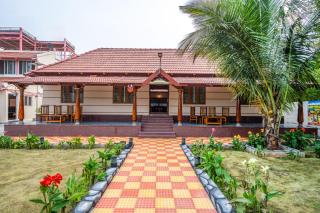 Alaya Stays APR Pet-Friendly One-Room Suites with Swimming Pool - 6