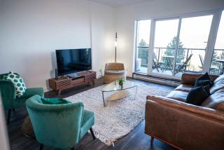 310 - Luxury Condo The Serenity - View and Pool - 3