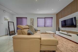 3BR Penthouse with private Jacuzzi in St Julians by 360 Estates - 1