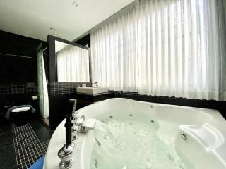 Bangla Jacuzzi Suite 212 - 1