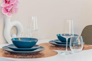 Modern Apartment - 11 minutes to city center - 8