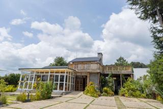 Footprints - Kinigi - 0