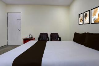 SPOT ON by OYO Shubh Milan - 5