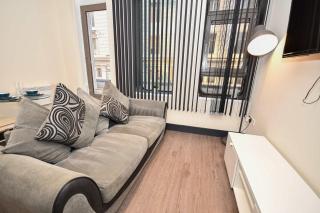 Modern & Cosy 2BED Apartment in Central Liverpool - 0