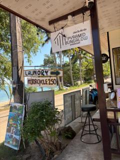 Pyramid Bangalow - 4