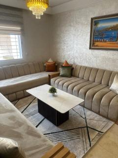 Apt 2BR Propre & bien situé Confort & sécurité - 8