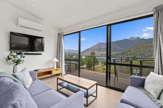 Quartz Rise Retreat - Amazing Lake and Mountain Views - 2