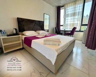 Madame Fijen Hotel - 3