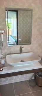 Tongtong Garden Holiday Hotel普吉岛通通花园酒店 - 2