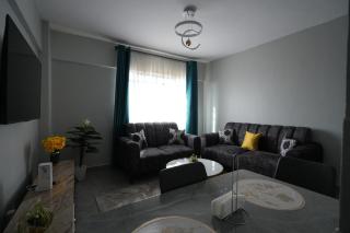 Modern 2-Bedroom Apartment Near Kisumu CBD, Free WiFi, Parking & Security - 1