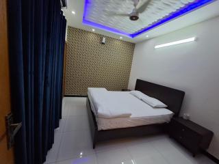 Luxury 6Bedrooms villa in Islamabad - 5