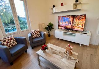 La Villa Madeleine -jacuzzi - 10 voyageurs - 1