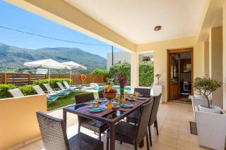 Villa Irines House by Villa Plus - 8