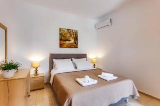 Villa Irines House by Villa Plus - 7