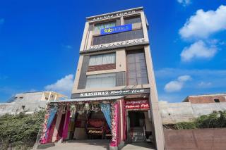 FabHotel Raas Plaza - 0