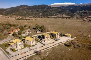 Anemos Mountain Villa - A Perfect Mountain Retreat - 3