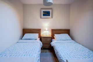 Carloway Self Catering 'An Taigh Clach' - The Stone House - 8