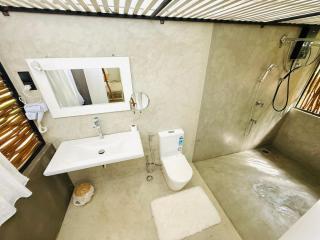 Mahagedara Dickwella - 9