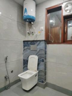 Stylish Luxury Apartment, Modern & Prime Location - 8