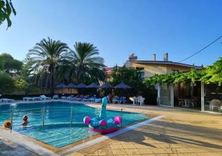 Paras Sun Apartments - 7