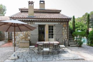 Charming villa - perfectly located - 4