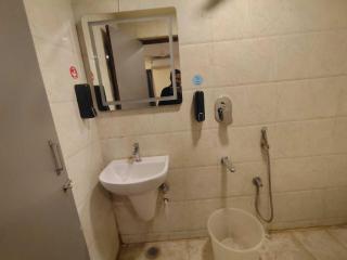 Hotel O by OYO Jay Vaibhav - 2