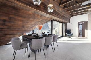 Luxury Apartment in Kościelisko with Mountain View and Air Conditioned Living Room by Renters Prestige - 2