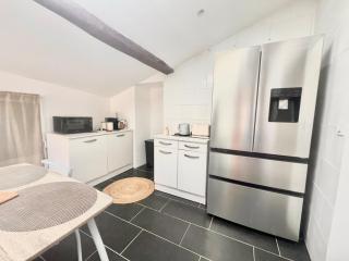 REFUGE CHAMPETRE - Moderne & Confort - Jardin Terrasse Barbecue - Parking et Wifi Gratuit - ESPACE ET DETENTE - Parfaitement équipé - Idéal FAMILLE - 1