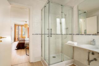 The Collection Barcelona - Paseo de Gracia 5BD and 3BTH for 10 with Terrace - 6