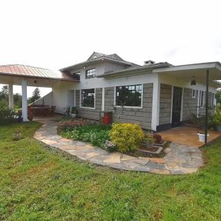 Laikipia bush stay by Ol Pejeta gate - 2339 - 9