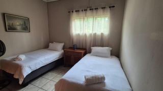 The Cuckoo's Call Self Catering - 2