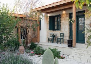 Siren Village Living - 4