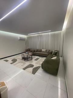 نزل هومز -  - 2