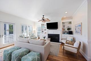 YH13: 13 Yacht Harbor - 2