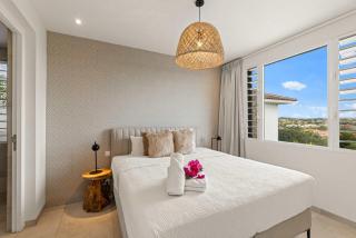 Tidal Tranquility - Aquamarine 3 - 7