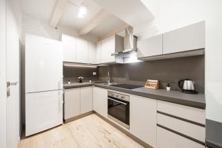 Serlio Luxury House near City Center, Station - 3