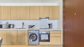 Elegant 1BR with Beach View in Al Zorah - 6