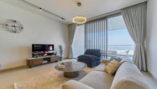Elegant 1BR with Beach View in Al Zorah - 2