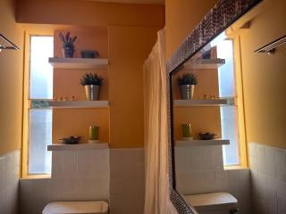 Cozy and central - 5