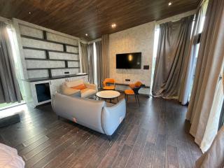 Medlin 2 - Nature-Inspired Luxury cabin with Jacuzzi in Hyderabad by Homeyhuts - 9