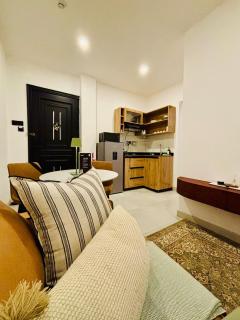 IVORY PEACEFULLY Home - 9