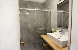 Charming flat close to beach - 6