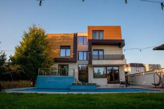 Villa with Pool Bragadiru - 0