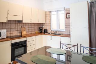 Renas Guesthouse - 7