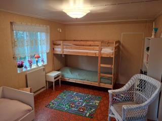 Trevligt hus i liten by - 3