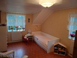 Trevligt hus i liten by - 2