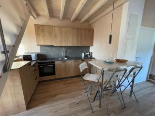 Moderne Maisonette-Ferienwohnung mit Dachterrasse, Waldblick & Parkplatz - 2