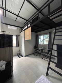 Munchies Bed & Breakfast - 6