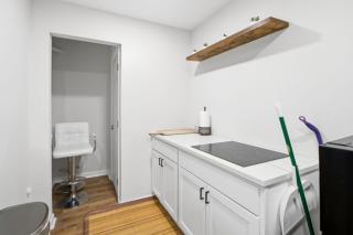 Cultural Comfort Studio Apt Near JHU, MICA, BWI & Downtown - 1